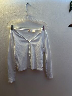 Levi’s stretchy ribbed top